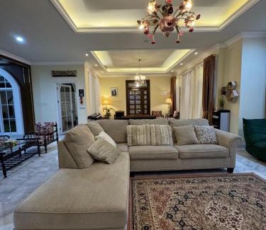 Bogor Barat Hotel | El Villa Forest Bogor