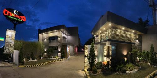 Calumpit Hotel | El Vistra Traveller's Inn