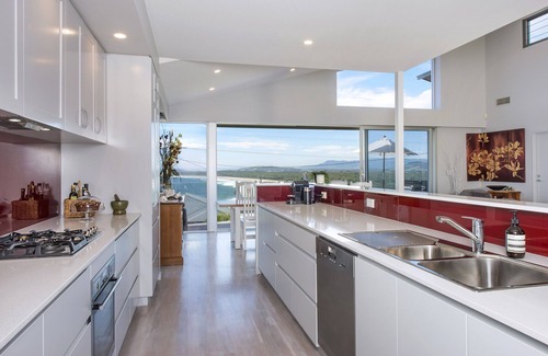 Gerroa House | ELANORA GERROA -Stunning ocean views.