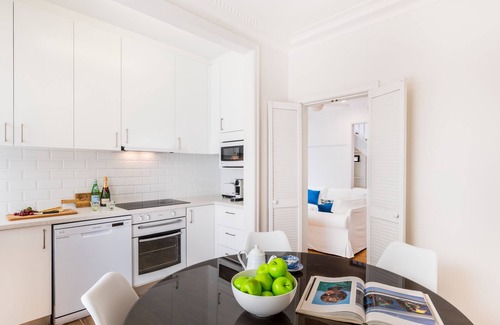 Vaucluse House | Elanora House In Prestigious Vaucluse