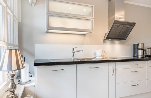 Keitum Apartment | Elbe - Reetgedecktes Gepflegtes Objekt in Ruhiger Lage Nicht Weit vom Wattenmeer