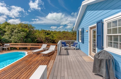 Hope Town House | Elbow Joint: Comfortable Island Escape in White Sound near Firefly Resort