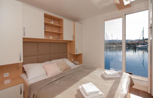 Seca Apartment | Eldamar Floating House Portorož