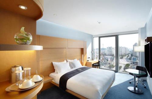 Seongnae-dong Hotel | Eldis Regent Hotel