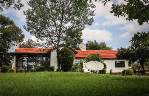 Eldoret House | Eldopalm Guesthouse