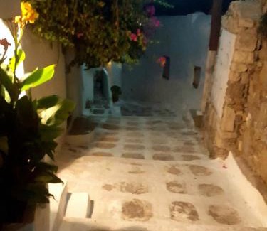 Mykonos Hotel | Eleanna's Mykonos
