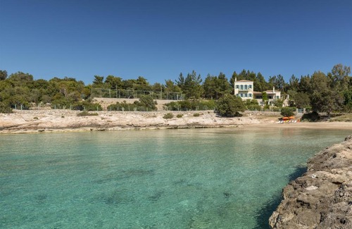 Kilada Villa | Electra Beachfront Villa