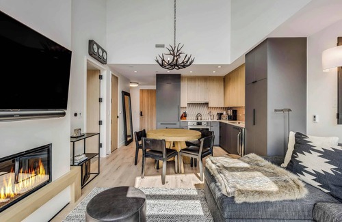 Snowmass Village Cabin | Electric Pass Lodge 607
