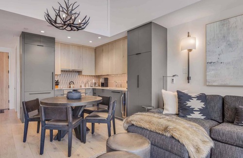Snowmass Village Cabin | Electric Pass Lodge 607