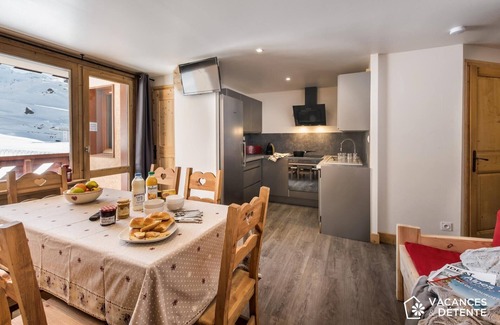 Val-Thorens Apartment | Elegant Apartment on the Slopes for 10 - NAZCA J2