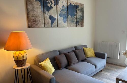 Clemenceau Apartment | ELEGANCE Castillet - Plein Centre Proche Gare Bus et Transports - IDEAL COUPLE ou PRO - Moderne et Confort - OFFRE SPECIALE