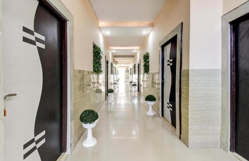Vrindavan Resort | Elegance Resort Vrindavan