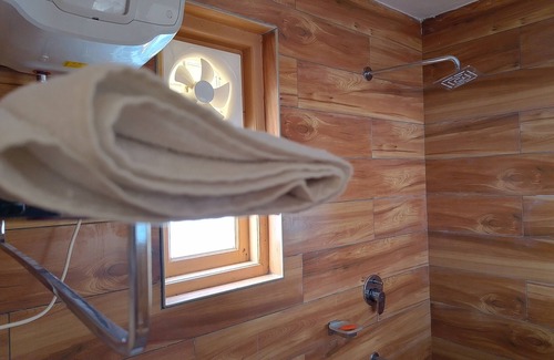 Vashist Hotel | Elegance Retreat Manali Luxury Stay