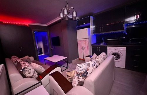 Beyoglu Apartment | Elegant 1-Bedroom Apartment with Private Yard, Steps from Taksim Square