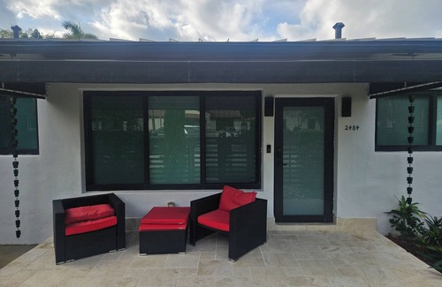 Coral Way House | Elegant 1-bedroom house with AC, WiFi in fantastic Miami