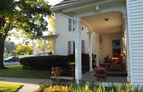 Lee Apartment | Elegant 19th Century New England Newly Renovated 1BR Vacation Rental