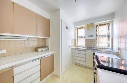 Pimlico Apartment | Elegant 1BR Flat in Westminster Near Victoria Tube