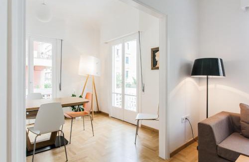 Omonia Apartment | Elegant 2 Bedroom 2 Bathroom Apartment in Athens Vibrant Centre! VL5
