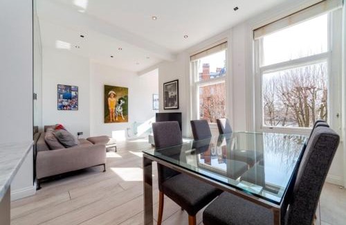 Chaucer Apartment | Elegant 2-Bedroom Flat Near London Bridge - Perfect Location with Easy City Access