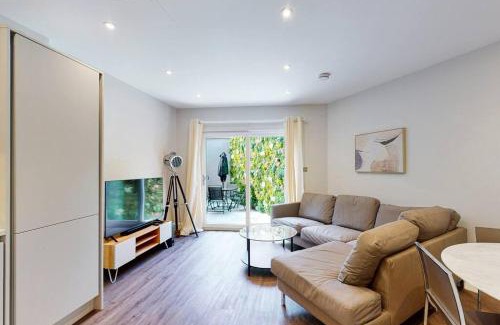 Southfields Apartment | Elegant 2bed flat 10min to Wimbledon tennis courts