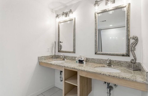 West Panama City Beach Condo | Elegant 2BR 2BA Oceanfront Condo w/Terrace, Sea View & Endless Amenities