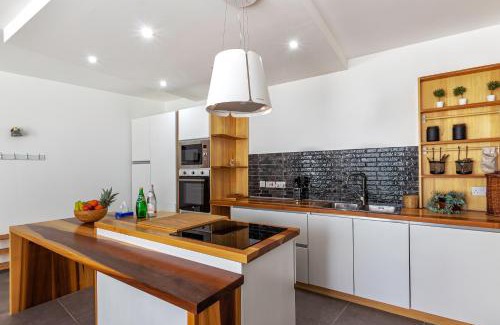 Swieqi Apartment | Elegant 2BR Apartment close to Beach and Paceville
