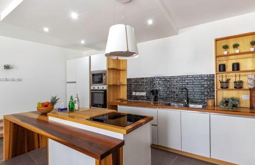 Swieqi Apartment | Elegant 2BR Apartment close to Beach and Paceville