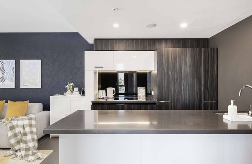 Fortitude Valley Apartment | Elegant 2BR Haven in the Trendy Fortitude Valley