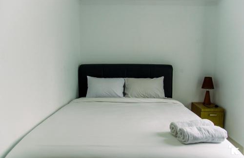 Semanggi Apartment | Elegant 2BR with Extra Room Apartment at Sudirman Tower Condominium By Travelio