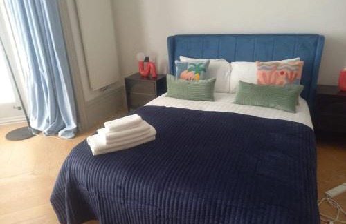 Belsize Apartment | Elegant 3 Bed Apartment Belsize Park Gardens