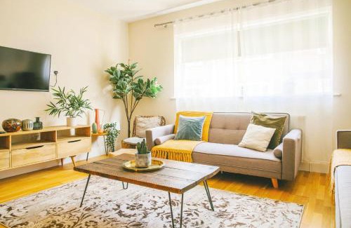 South Kensington Apartment | Elegant 3 Bedroom Apartment in South Kensington near Museums