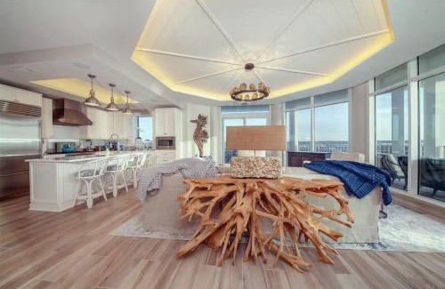 Ono Island Apartment | Elegant 4-Bedroom Beachfront Condo