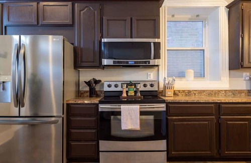 Tower Grove East House | Elegant 6BR/4BA Family Home w/Garage/ABODEbucks