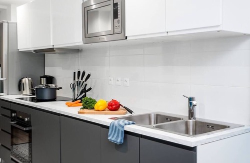 Strasbourg -Saint-Denis Apartment | Elegant, Air-conditioned & Central, close Marais