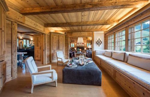 Zweisimmen Nr Gstaad Villa | Elegant Alpine Chalet with Spa