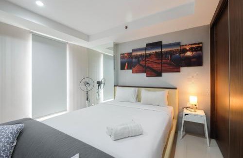 Cikarang Apartment | Elegant and Comfy Studio Azalea Suites Apartment Cikarang By Travelio