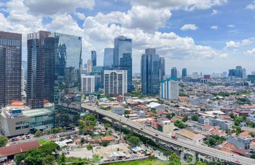 Semanggi Apartment | Elegant and Homey Studio Ciputra World 2 Apartment By Travelio