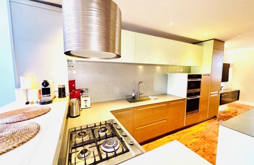 Pimlico House | Elegant and Modern 3-Bedroom Victorian House in Westminster, London