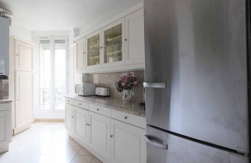 Porte-Saint-Martin Apartment | Elegant apartment 1BR/4P- Place de la République