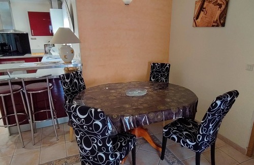 La Madeleine Apartment | Elegant apartment - Close to the beach