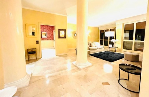 Stadera Apartment | Elegant Apartment De Sanctis