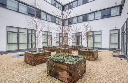 Great Linford Apartment | Elegant apartments,1