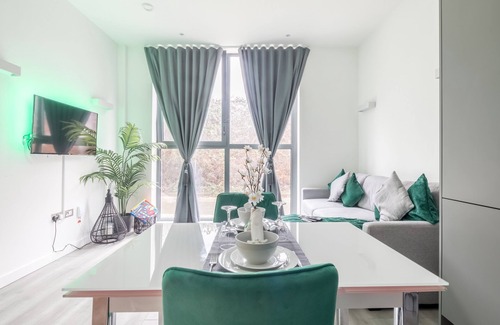Great Linford Apartment | Elegant apartments,1
