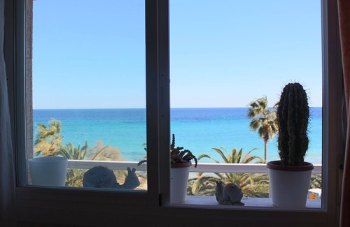 Son Servera Apartment | Elegant apartment in the first line of the sea and the beach of Cala Millor