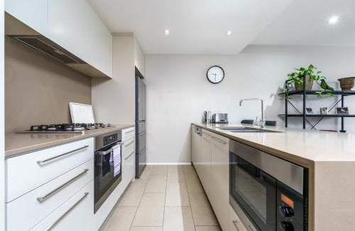 Kingston Apartment | Elegant Apartment in Kingston Foreshore - Hosted by Canstay