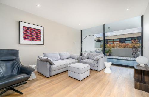 Kingston Apartment | Elegant Apartment in Kingston Foreshore - Hosted by Canstay