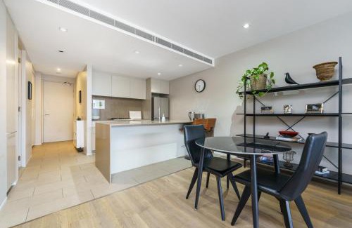Kingston Apartment | Elegant Apartment in Kingston Foreshore - Hosted by Canstay