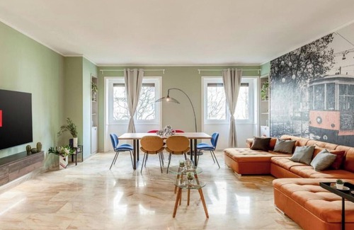Lazzaretto Apartment | Elegant Apartment in the Heart of Porta Veneziann