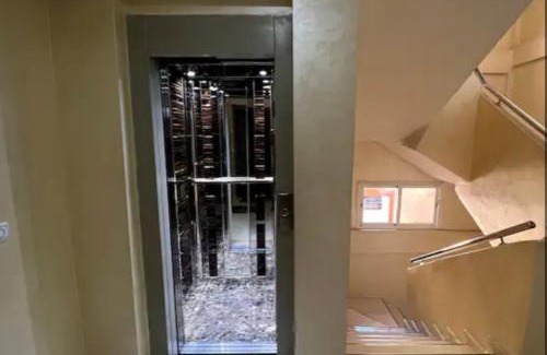 Camp El Ghoul Apartment | Elegant Apartment in Victor Hugo