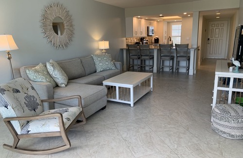 Marco Island Condo | Elegant Beach Vacation Condo, Unbeatable Location